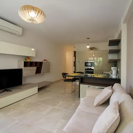 Albania Dream Holidays *