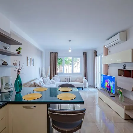 Albania Dream Holidays Sarande